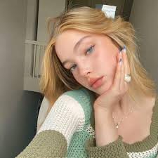 Mehwish Hayat avatar